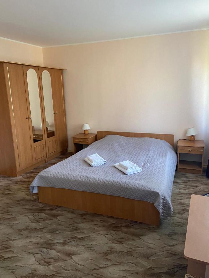 Laine Guesthouse นาร์วา-โยเอซู ภายนอก รูปภาพ