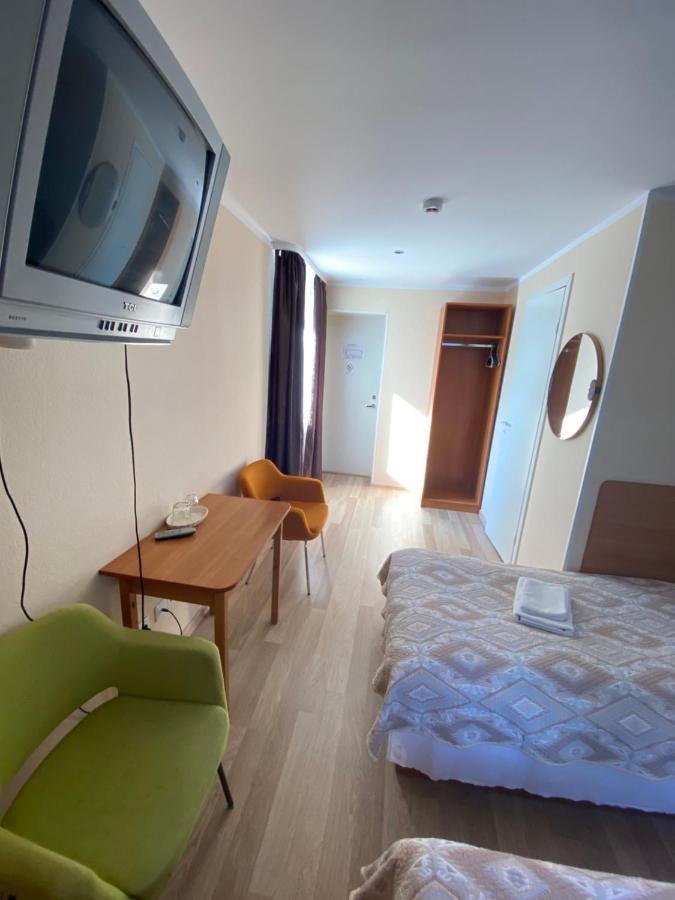 Laine Guesthouse นาร์วา-โยเอซู ภายนอก รูปภาพ