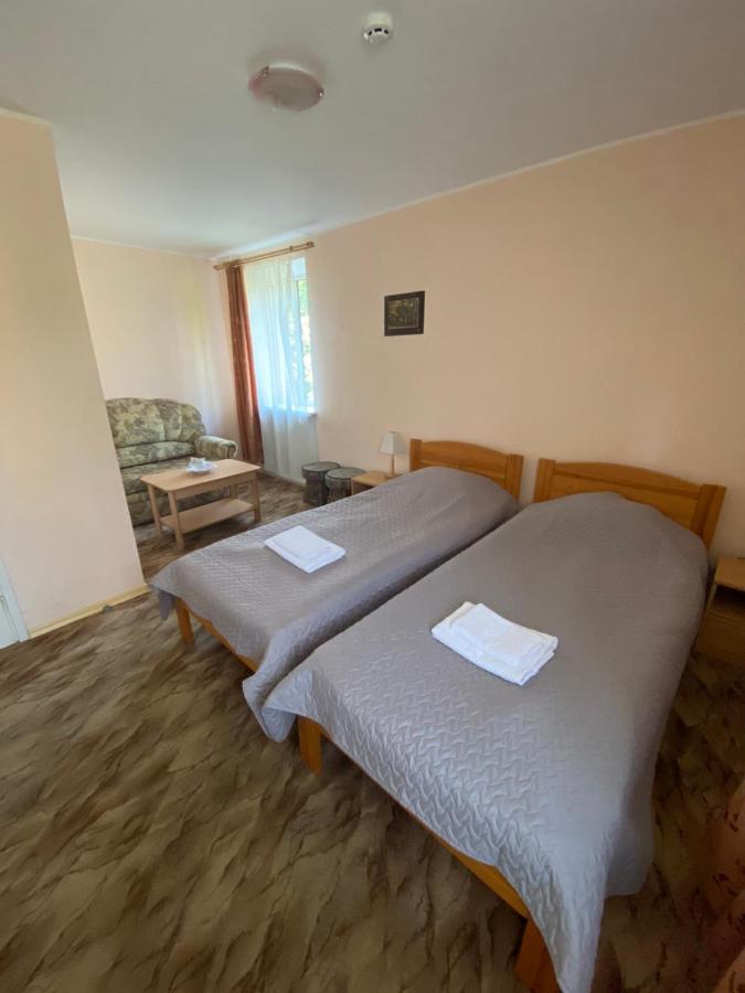 Laine Guesthouse นาร์วา-โยเอซู ภายนอก รูปภาพ