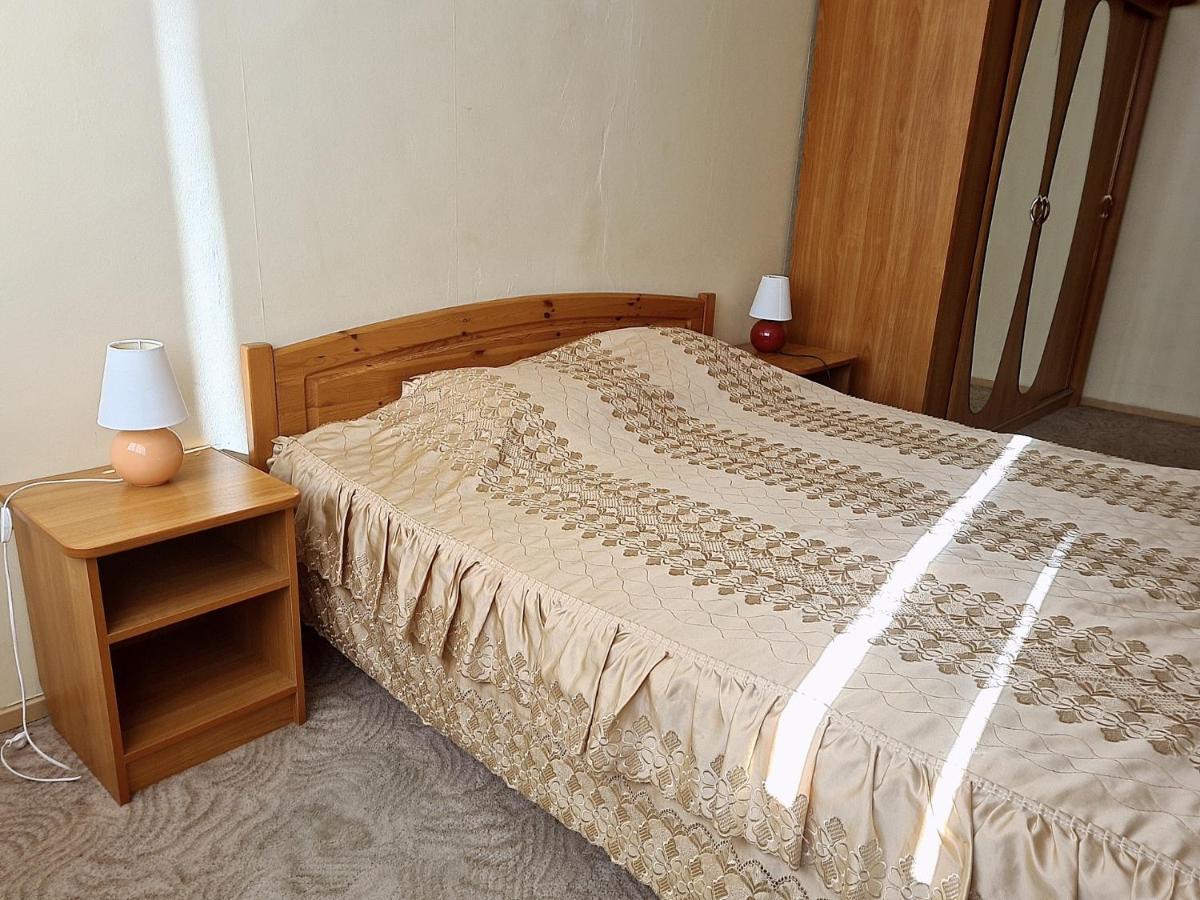 Laine Guesthouse นาร์วา-โยเอซู ภายนอก รูปภาพ