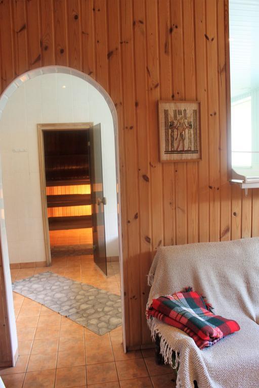 Laine Guesthouse นาร์วา-โยเอซู ภายนอก รูปภาพ