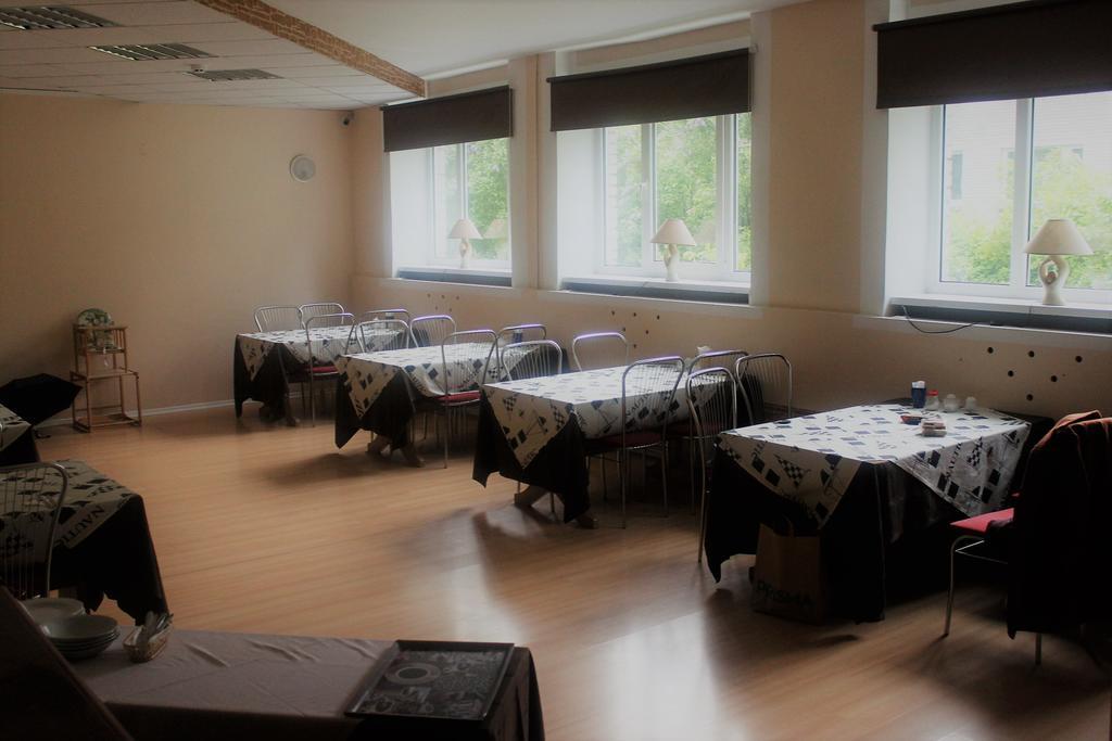 Laine Guesthouse นาร์วา-โยเอซู ภายนอก รูปภาพ